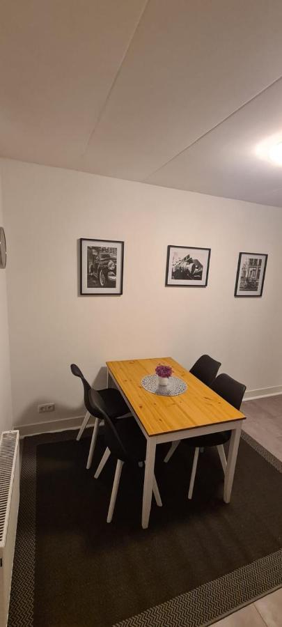 Apartment/Wohnung Netflix+Prime เครเฟลด์ ภายนอก รูปภาพ